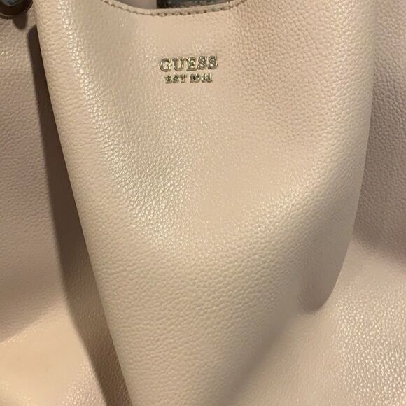 🎉last deal 🎉Guess dusty pink color crossbody bag - Picture 3 of 15